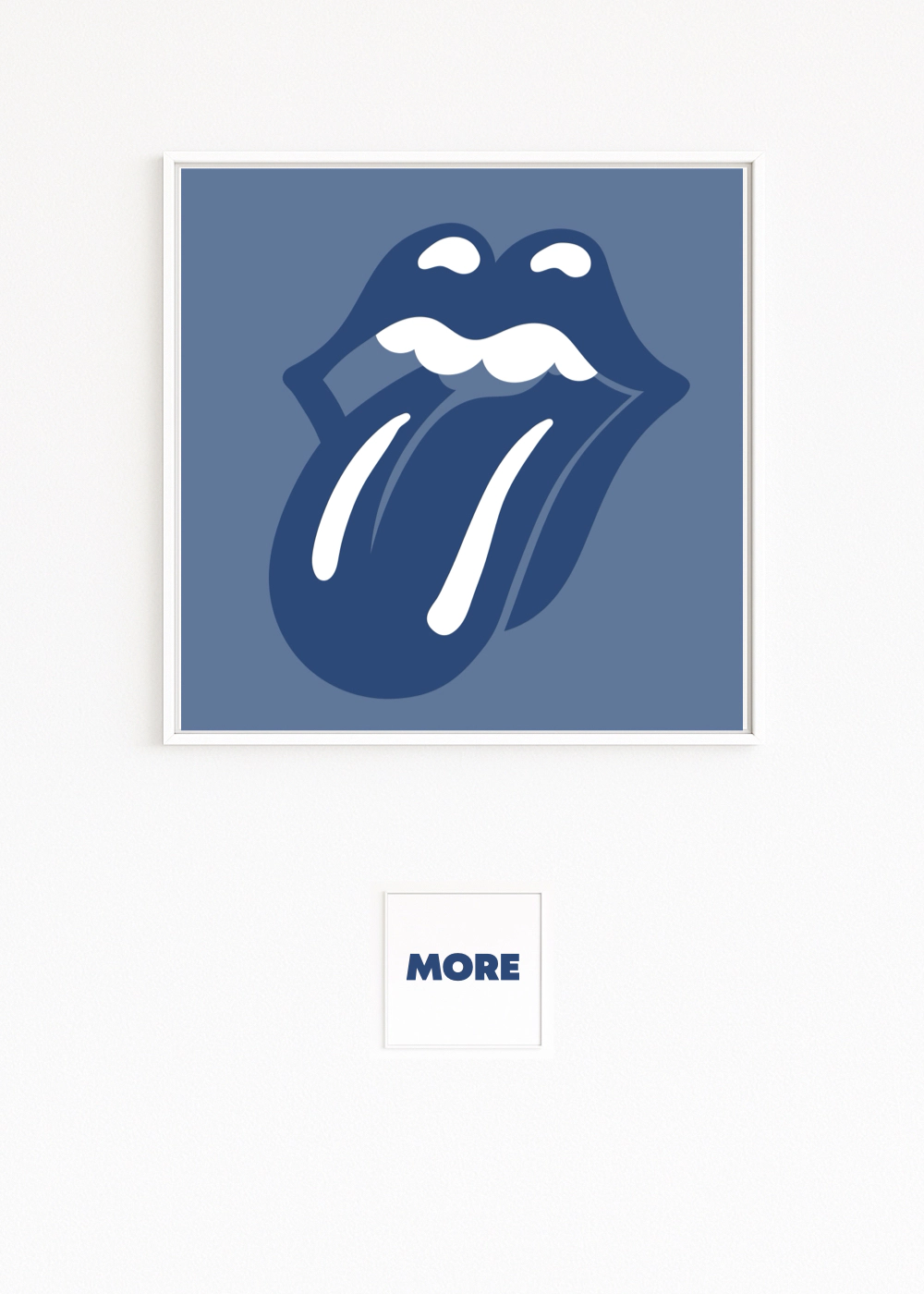 STONES zeigt das legendäre „Tongue and Lips“-Motiv in kräftigen Blautönen: minimalistisch reduzierte Lippen mit Zunge, klare Weißakzente. Eine grafische Hommage an Rock’n’Roll und zeitlose Popkultur.