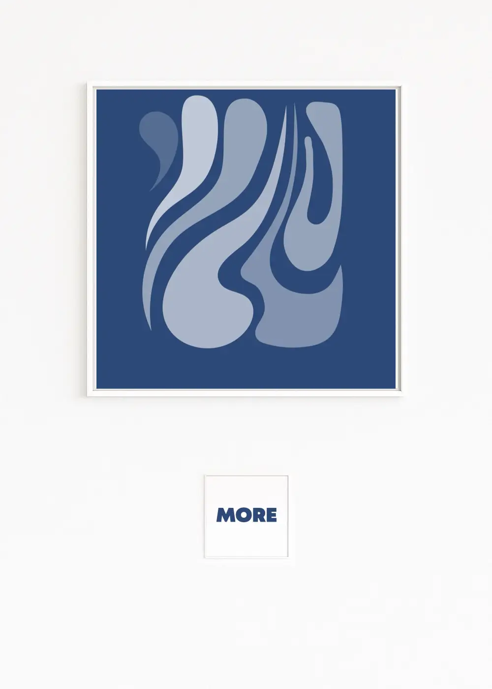 INEINANDERGREIFEN | Das zeitgenössische Kunstwerk aus der Blauen Serie zeigt sanft fließende Formen in Blautönen | Organische Linien überlagern sich | Ein Bild von Harmonie, Verbundenheit und Balance | Online-Ausstellung