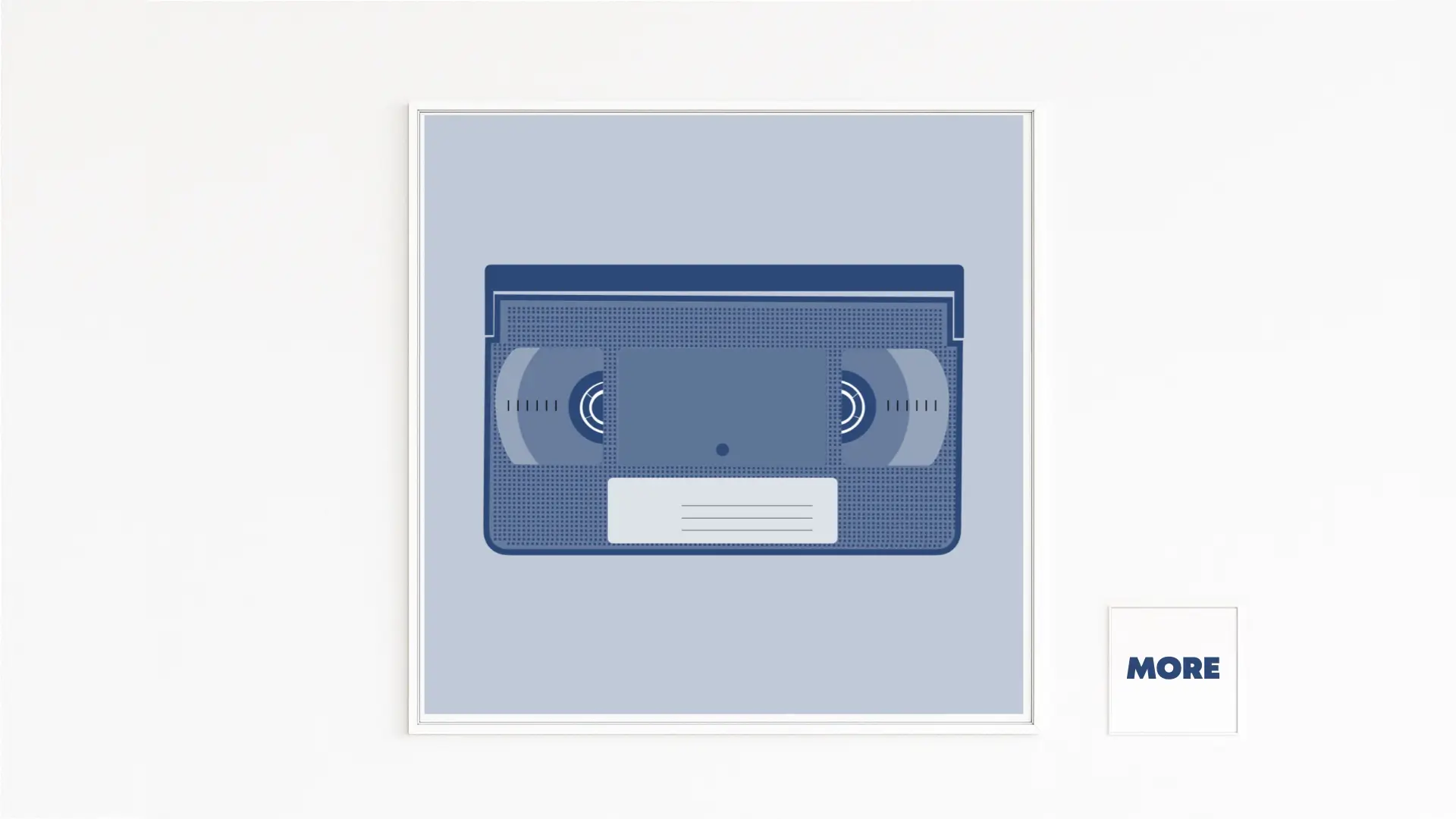 VHS | Stilisierte blaue VHS-Videokassette im 90er-Jahre-Stil | Präzise reduzierte, moderne digitale Kunstform | Nostalgie des Videozeitalters der Videotheken | Popkultur der Videofilme und Videorekorder | Nur online erhältlich